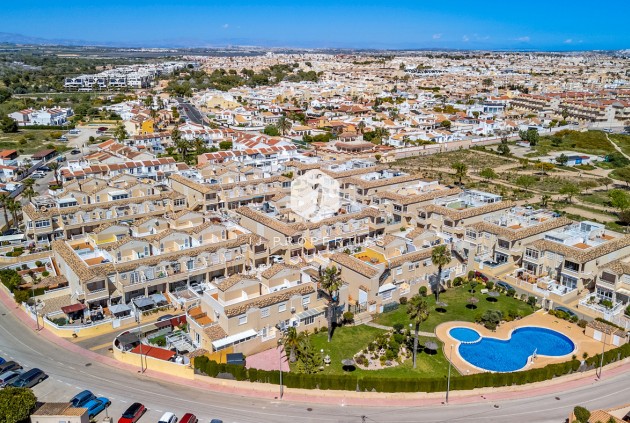 Segunda mano - Bungalow -
Orihuela Costa - Costa Blanca