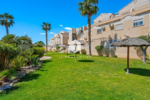 Segunda mano - Bungalow -
Orihuela Costa - Costa Blanca