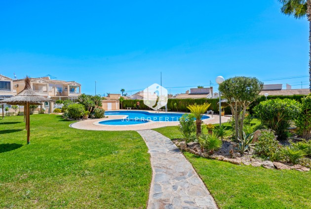 Segunda mano - Bungalow -
Orihuela Costa - Costa Blanca