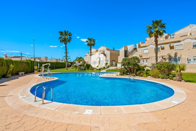 Segunda mano - Bungalow -
Orihuela Costa - Costa Blanca