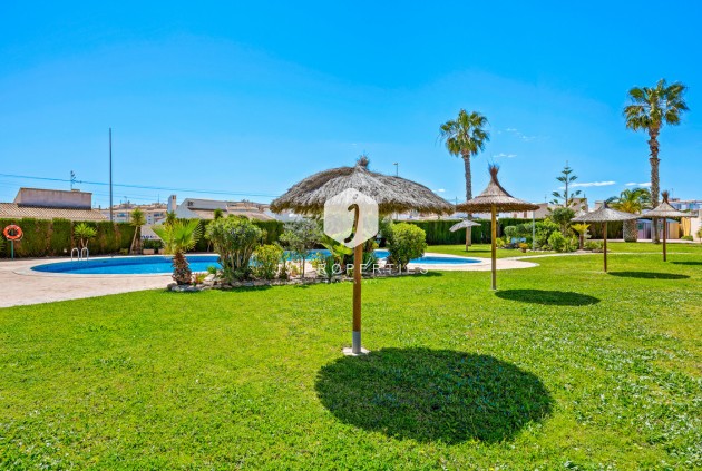 Segunda mano - Bungalow -
Orihuela Costa - Costa Blanca