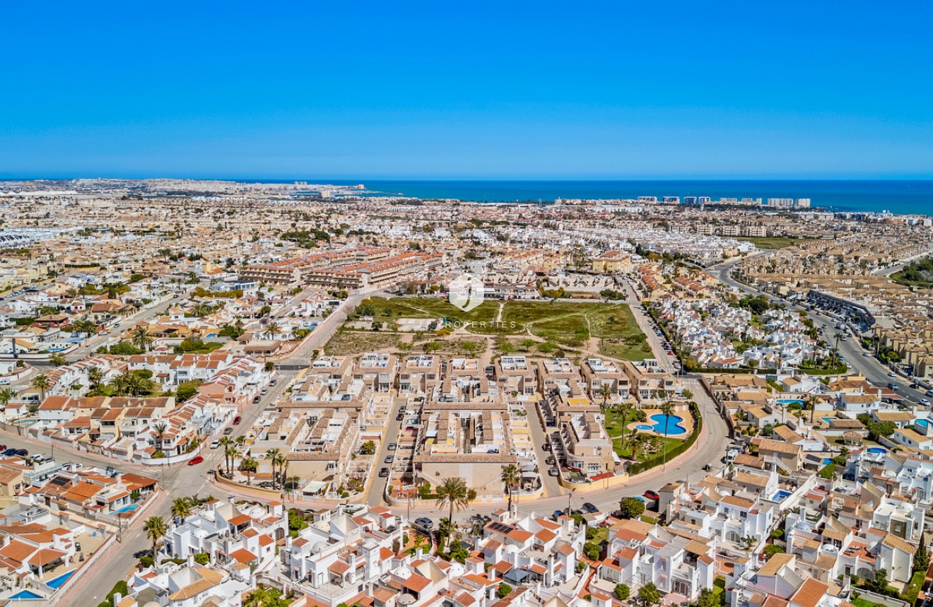 Segunda mano - Bungalow -
Orihuela Costa - Costa Blanca