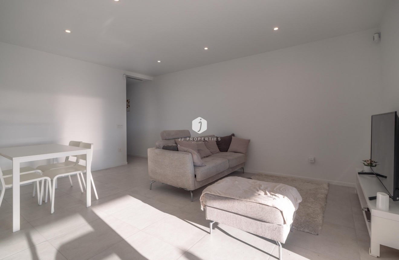 Aus zweiter Hand - Wohnung -
Orihuela Costa - Costa Blanca