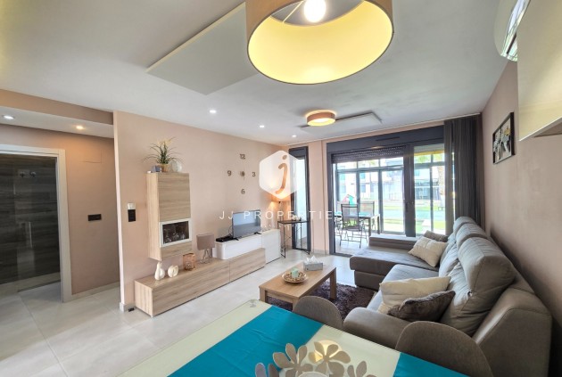 Aus zweiter Hand - Wohnung -
Orihuela Costa - Costa Blanca