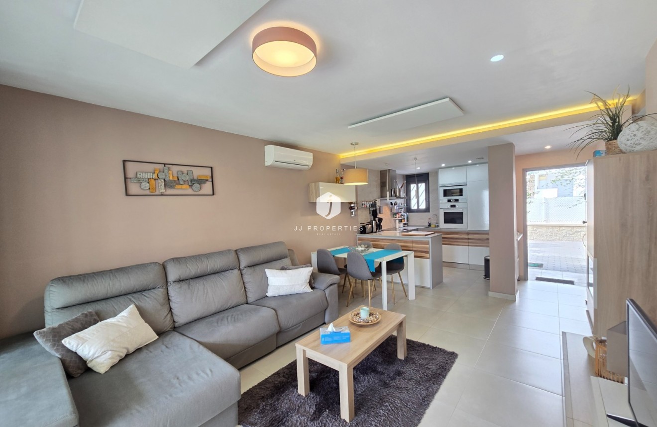 Aus zweiter Hand - Wohnung -
Orihuela Costa - Costa Blanca