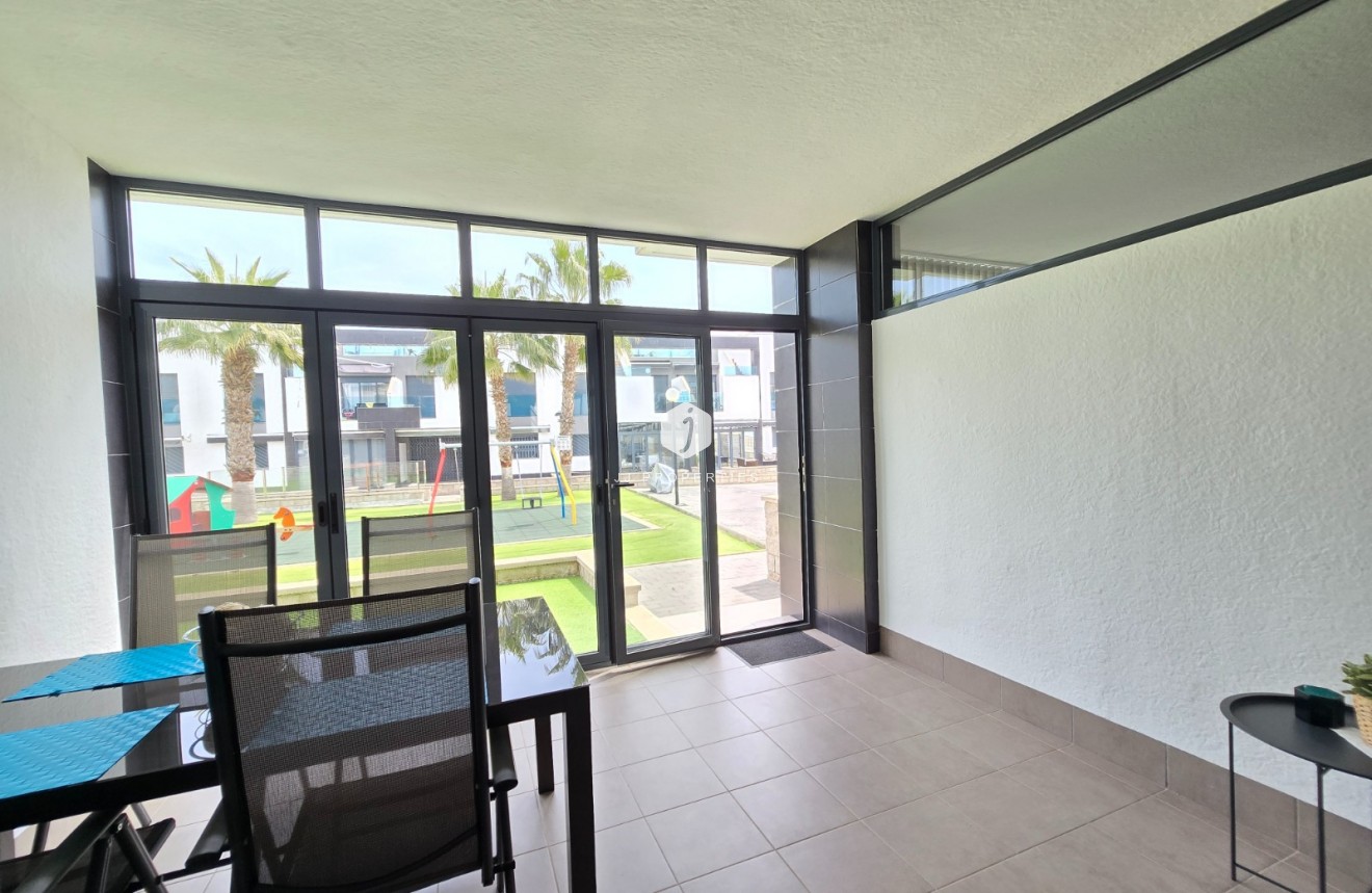 Aus zweiter Hand - Wohnung -
Orihuela Costa - Costa Blanca