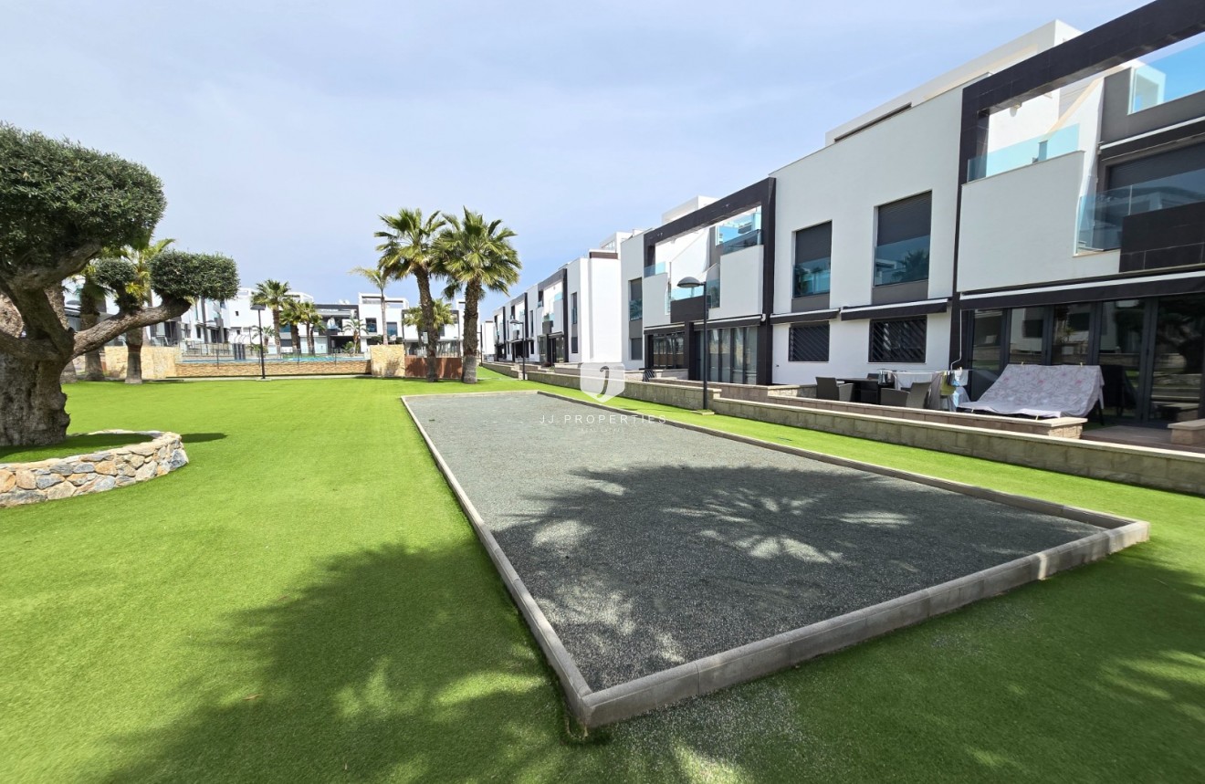 Aus zweiter Hand - Wohnung -
Orihuela Costa - Costa Blanca