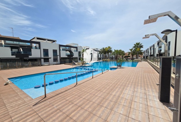 Aus zweiter Hand - Wohnung -
Orihuela Costa - Costa Blanca