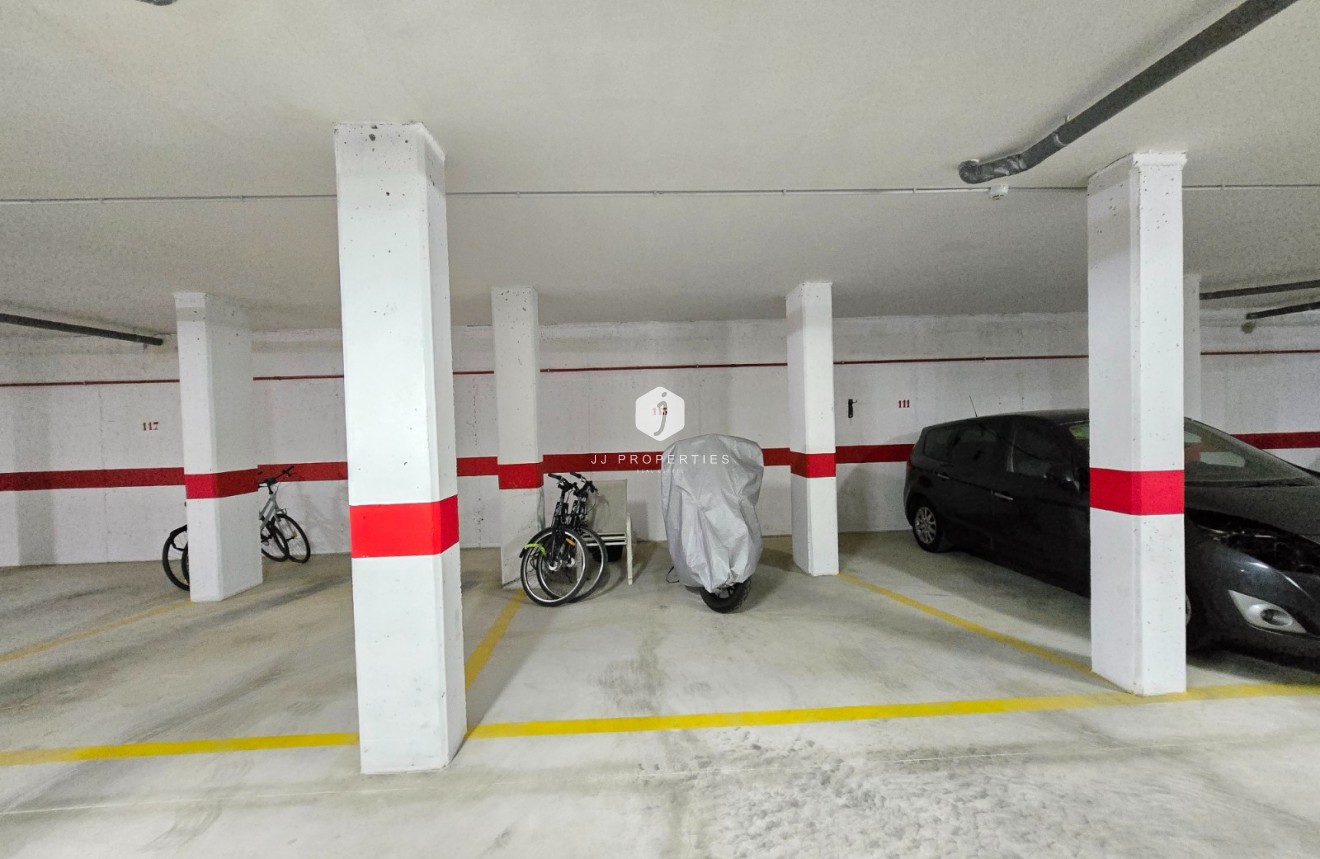 Aus zweiter Hand - Wohnung -
Orihuela Costa - Costa Blanca