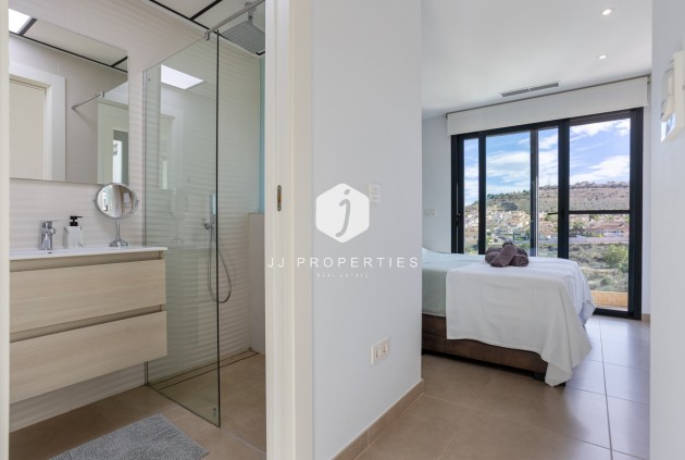 Aus zweiter Hand - Villa -
Benijofar - Costa Blanca