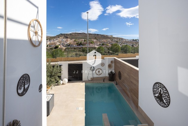 Aus zweiter Hand - Villa -
Benijofar - Costa Blanca