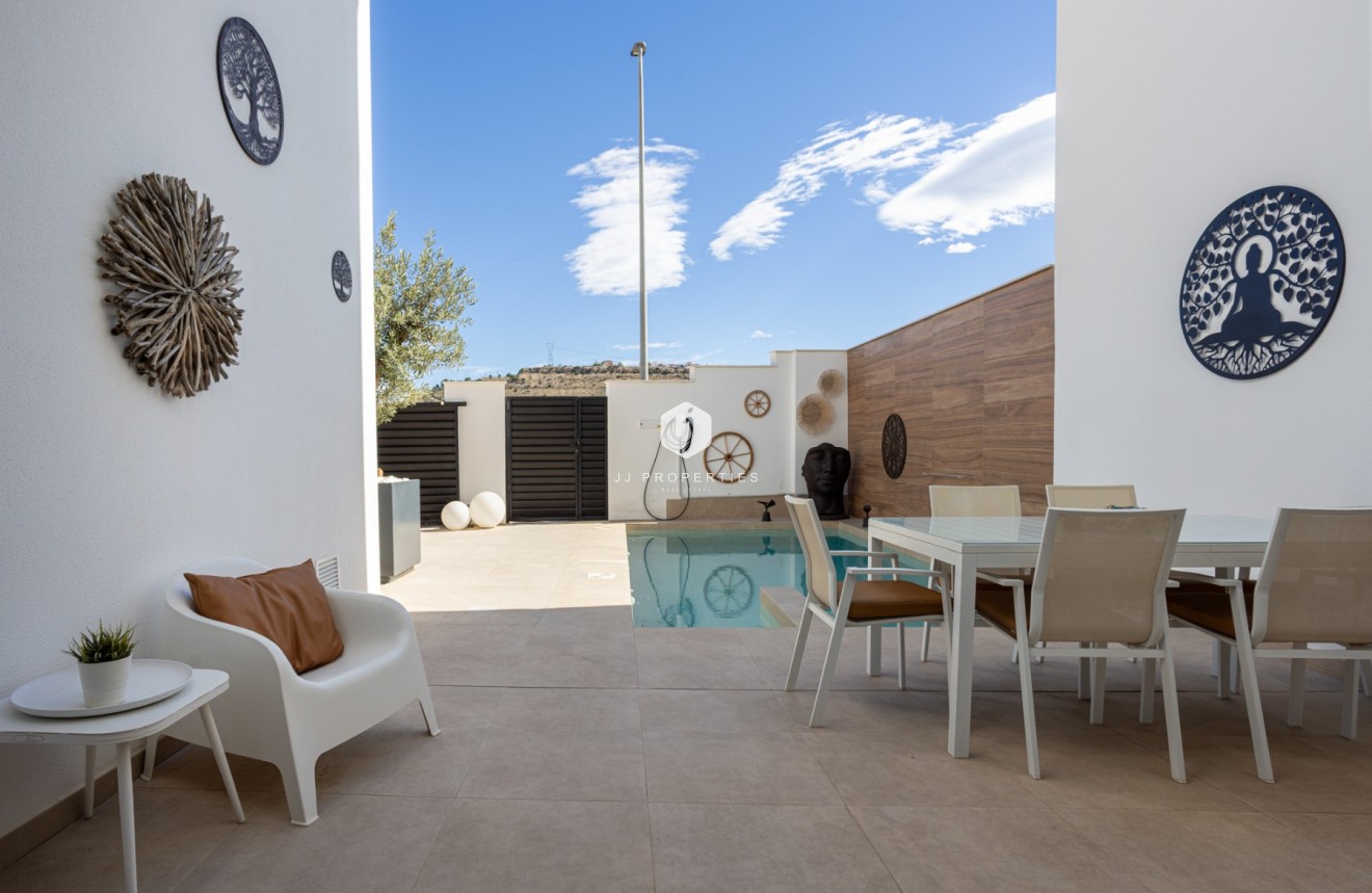 Aus zweiter Hand - Villa -
Benijofar - Costa Blanca