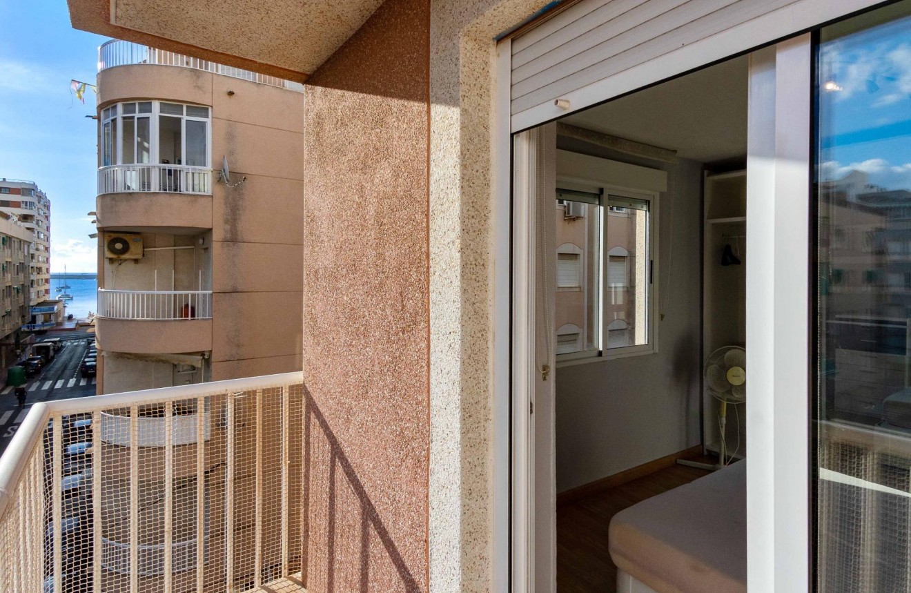 Aus zweiter Hand - Wohnung -
Torrevieja - Acequion