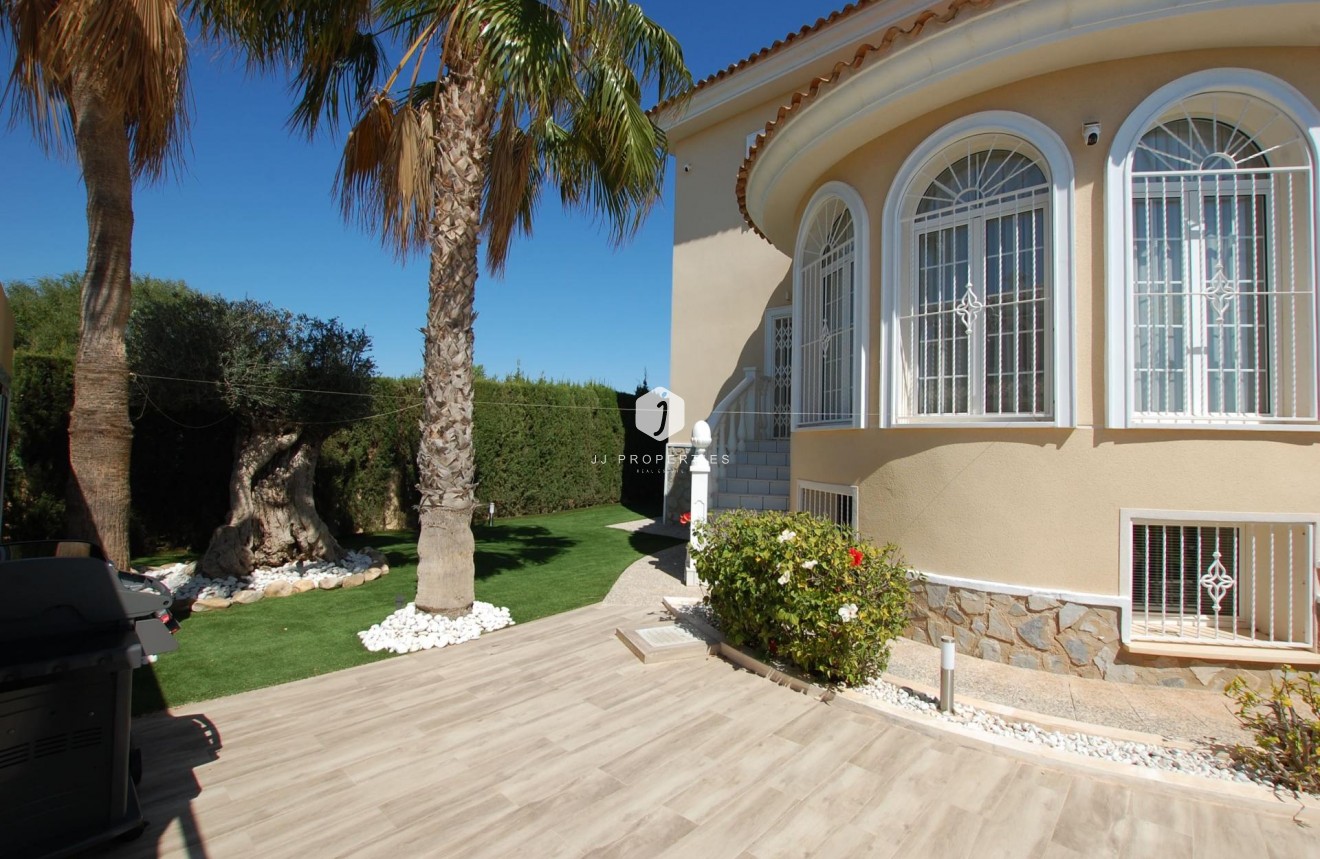 Resale - Villa -
Ciudad Quesada - Costa Blanca