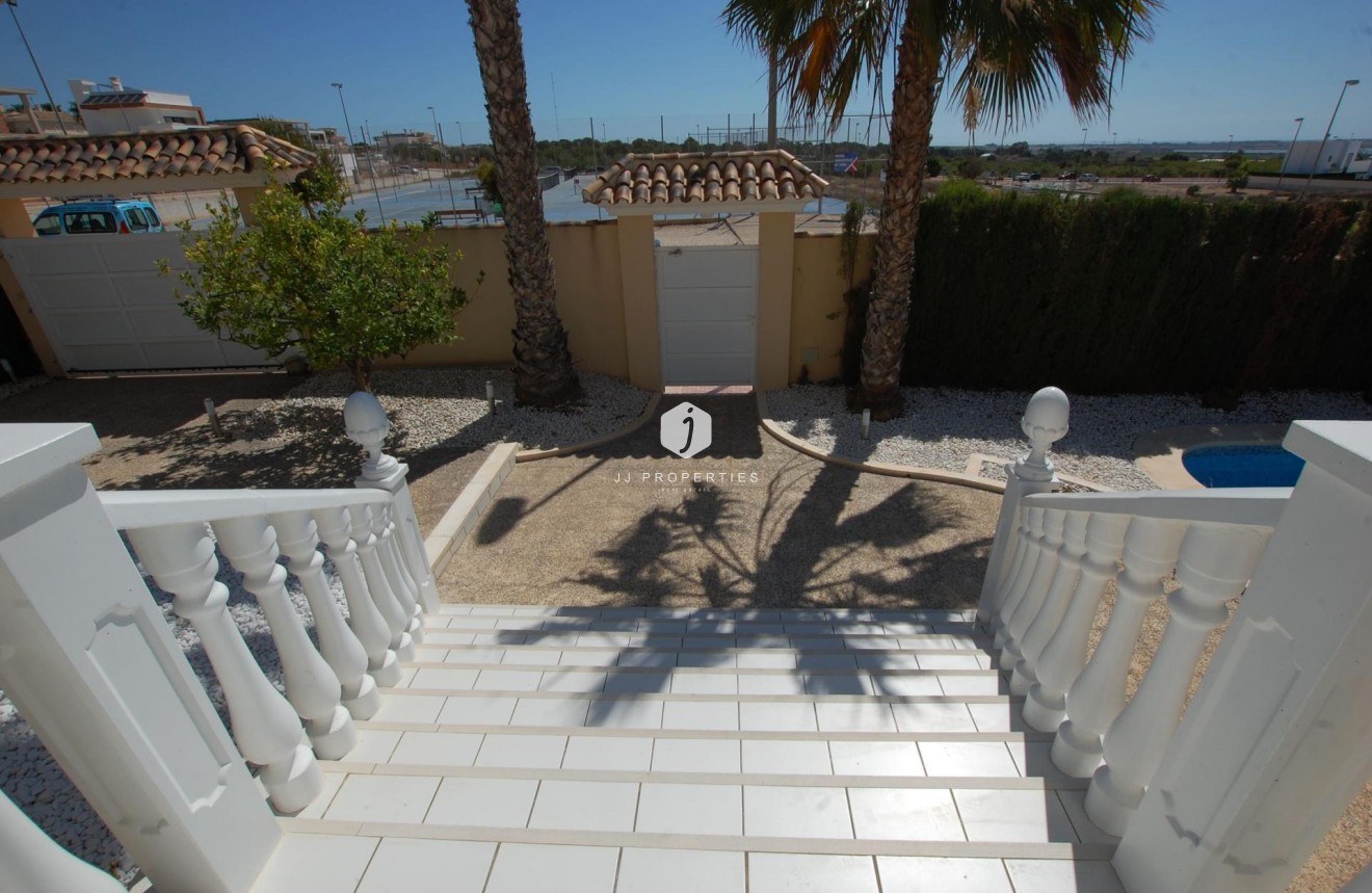 Resale - Villa -
Ciudad Quesada - Costa Blanca