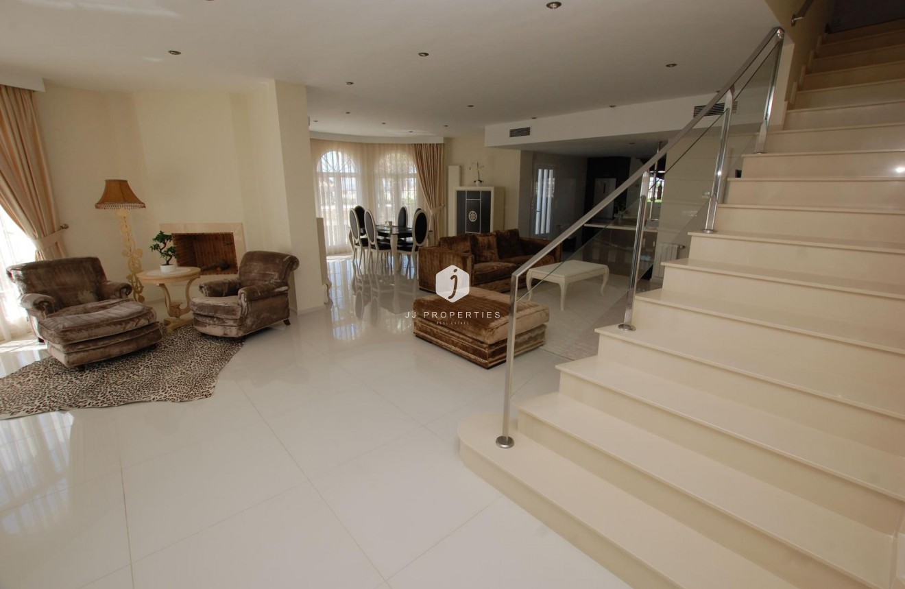 Resale - Villa -
Ciudad Quesada - Costa Blanca