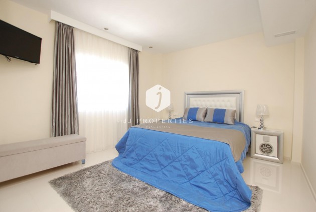 Resale - Villa -
Ciudad Quesada - Costa Blanca