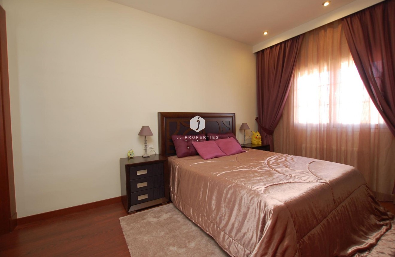 Resale - Villa -
Ciudad Quesada - Costa Blanca
