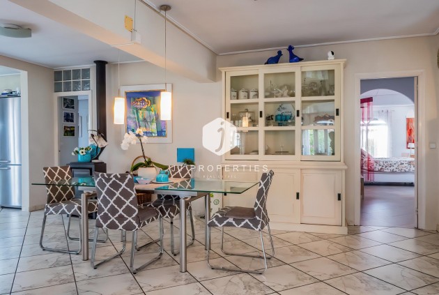 Resale - Villa -
Torrevieja - Costa Blanca