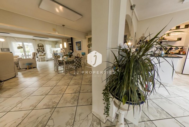 Resale - Villa -
Torrevieja - Costa Blanca