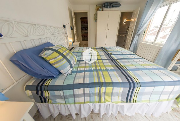 Resale - Villa -
Torrevieja - Costa Blanca