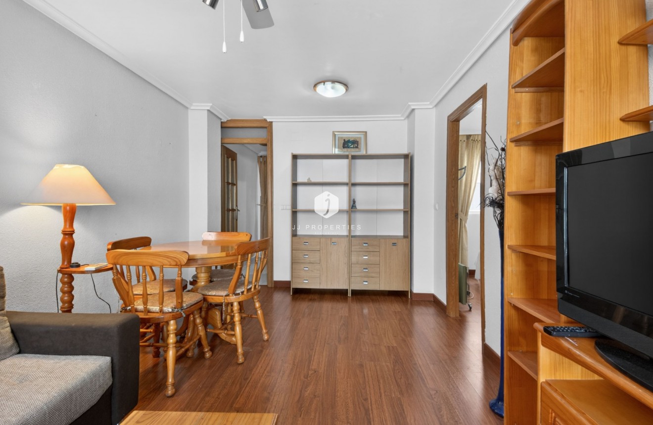 Resale - Apartment / flat -
Torrevieja - Parque las naciones