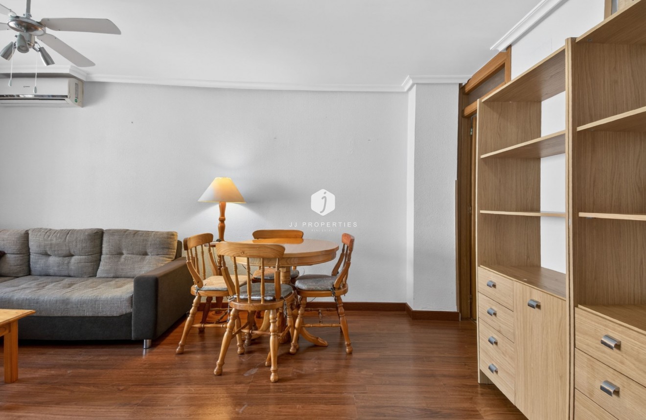 Resale - Apartment / flat -
Torrevieja - Parque las naciones