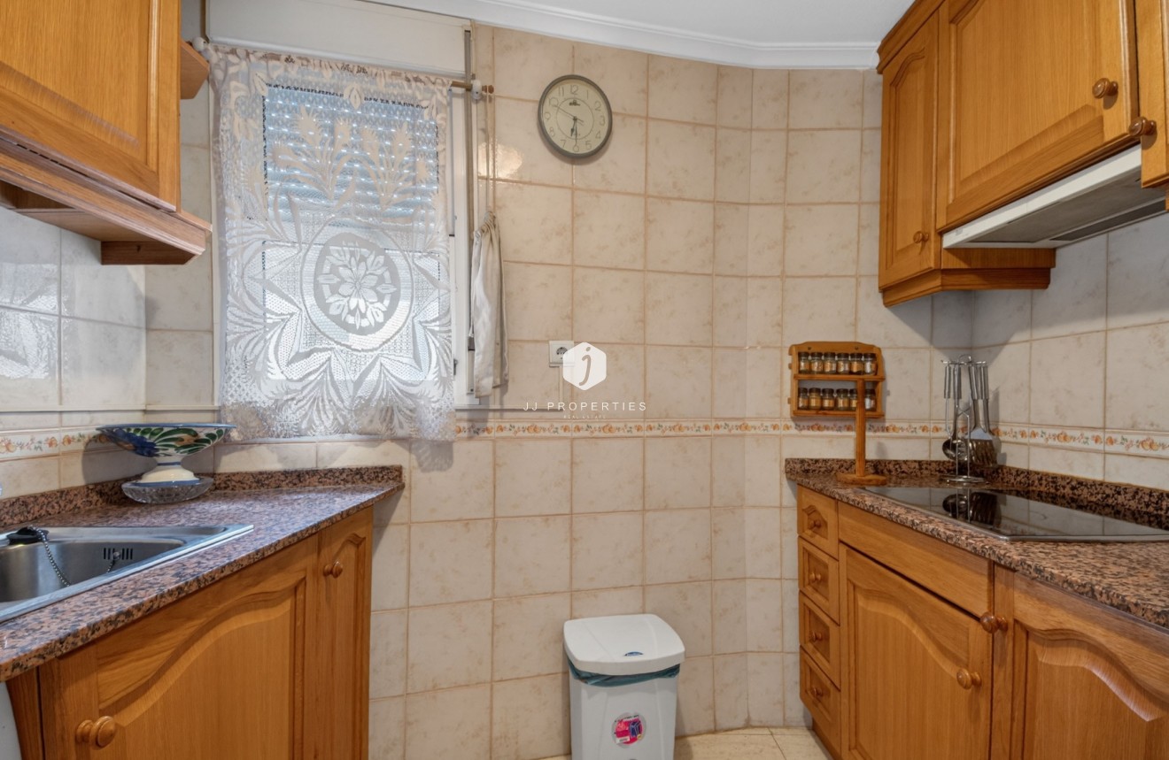 Resale - Apartment / flat -
Torrevieja - Parque las naciones