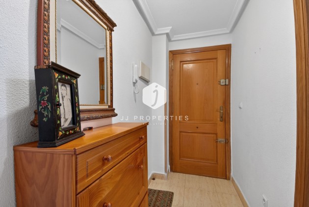 Resale - Apartment / flat -
Torrevieja - Parque las naciones