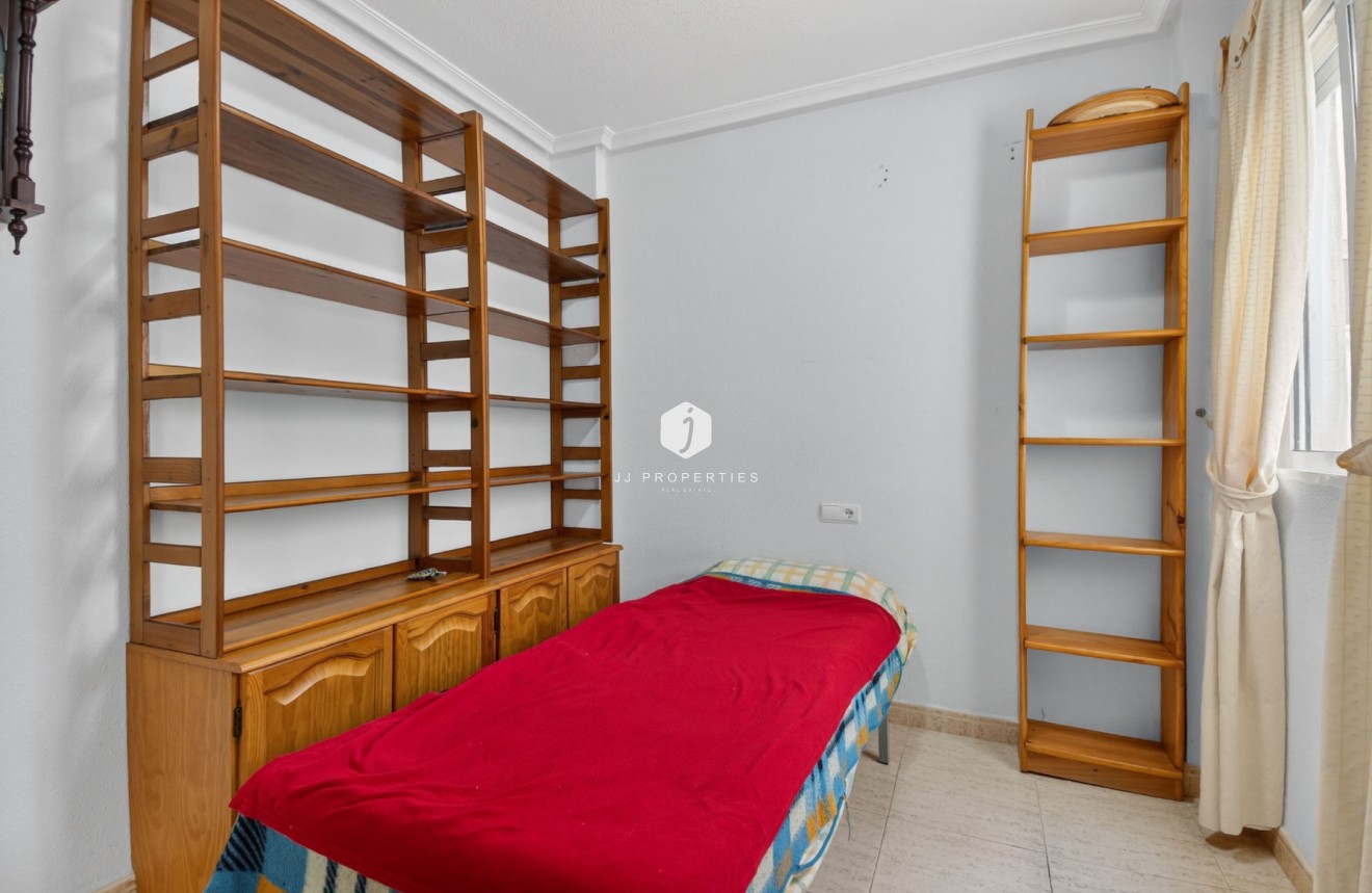 Resale - Apartment / flat -
Torrevieja - Parque las naciones