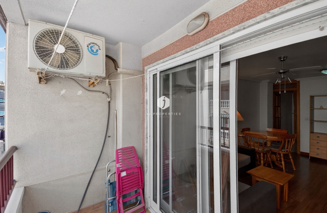 Resale - Apartment / flat -
Torrevieja - Parque las naciones