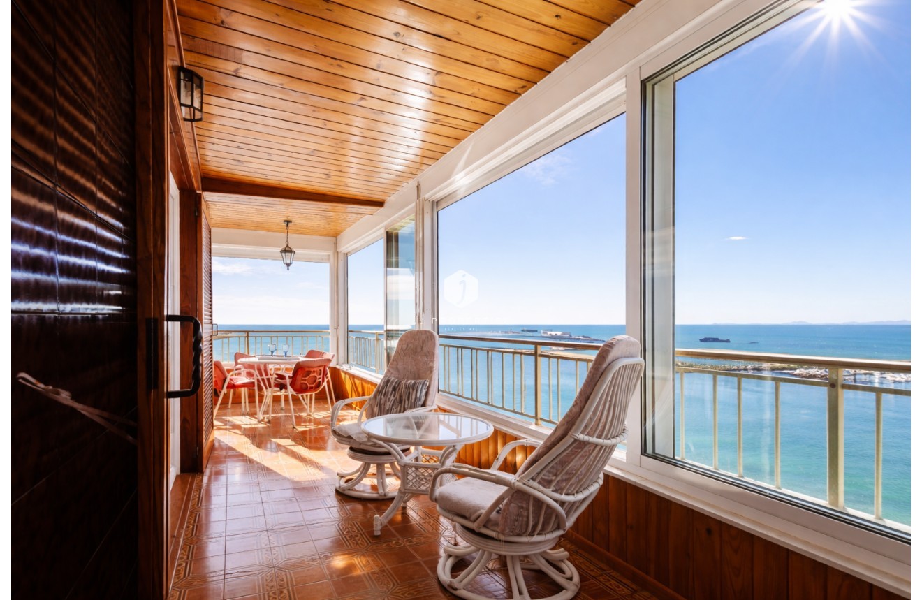 D'occasion - Appartement -
Torrevieja - Costa Blanca