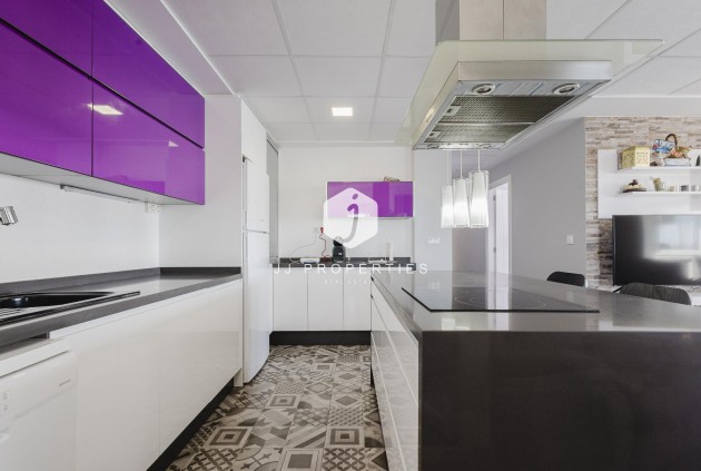 D'occasion - Appartement -
Torrevieja - Costa Blanca