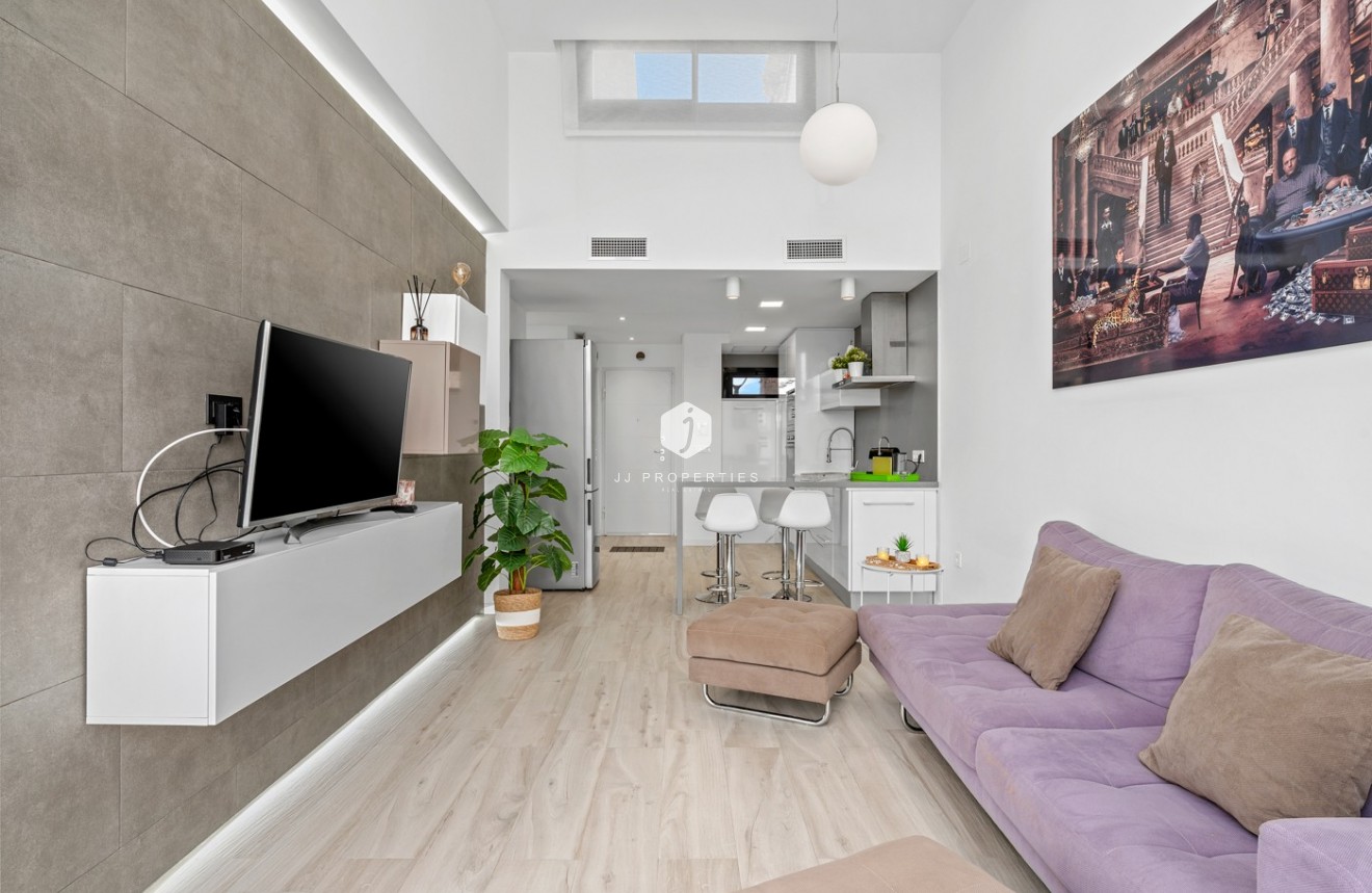 Resale - Villa -
Orihuela Costa - Cabo Roig