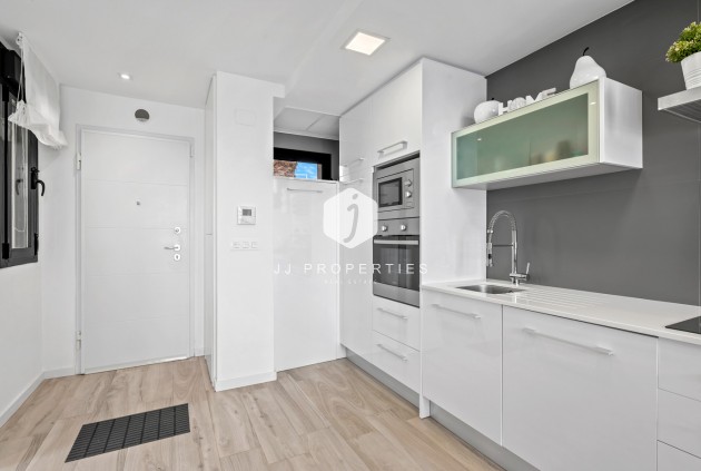 Resale - Villa -
Orihuela Costa - Cabo Roig