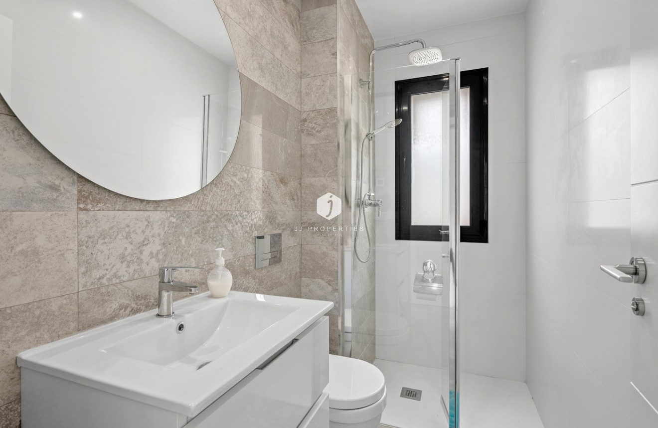 Resale - Villa -
Orihuela Costa - Cabo Roig