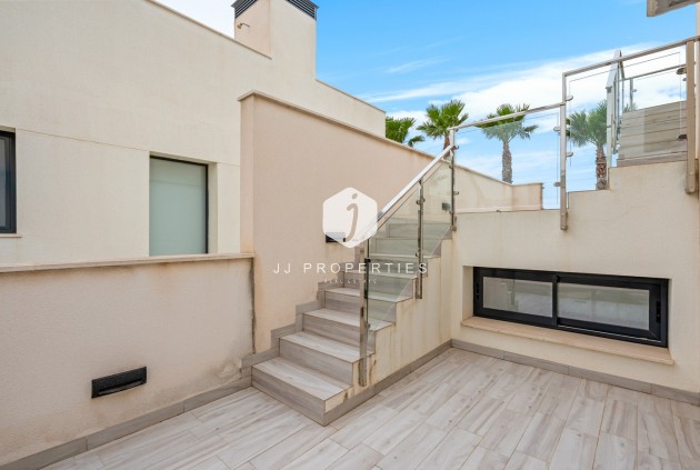 Resale - Villa -
Orihuela Costa - Cabo Roig