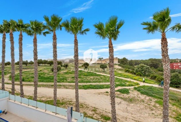 Resale - Villa -
Orihuela Costa - Cabo Roig