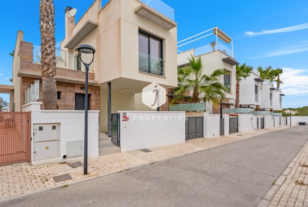 Resale - Villa -
Orihuela Costa - Cabo Roig