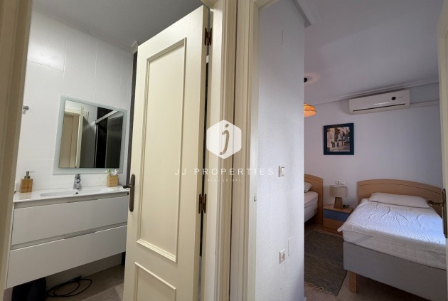 Z drugiej ręki - Mieszkanie w bloku -
Orihuela Costa - Costa Blanca