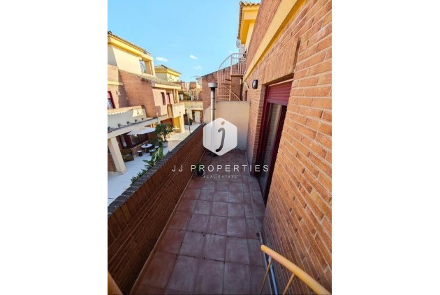 Aus zweiter Hand - Duplex -
Benferri - Comunidad Valenciana