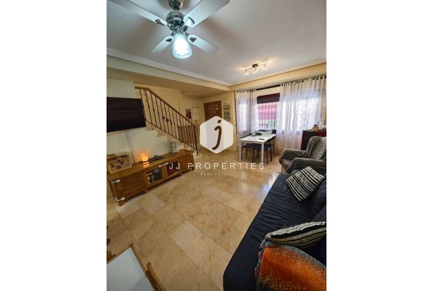 Aus zweiter Hand - Duplex -
Benferri - Comunidad Valenciana