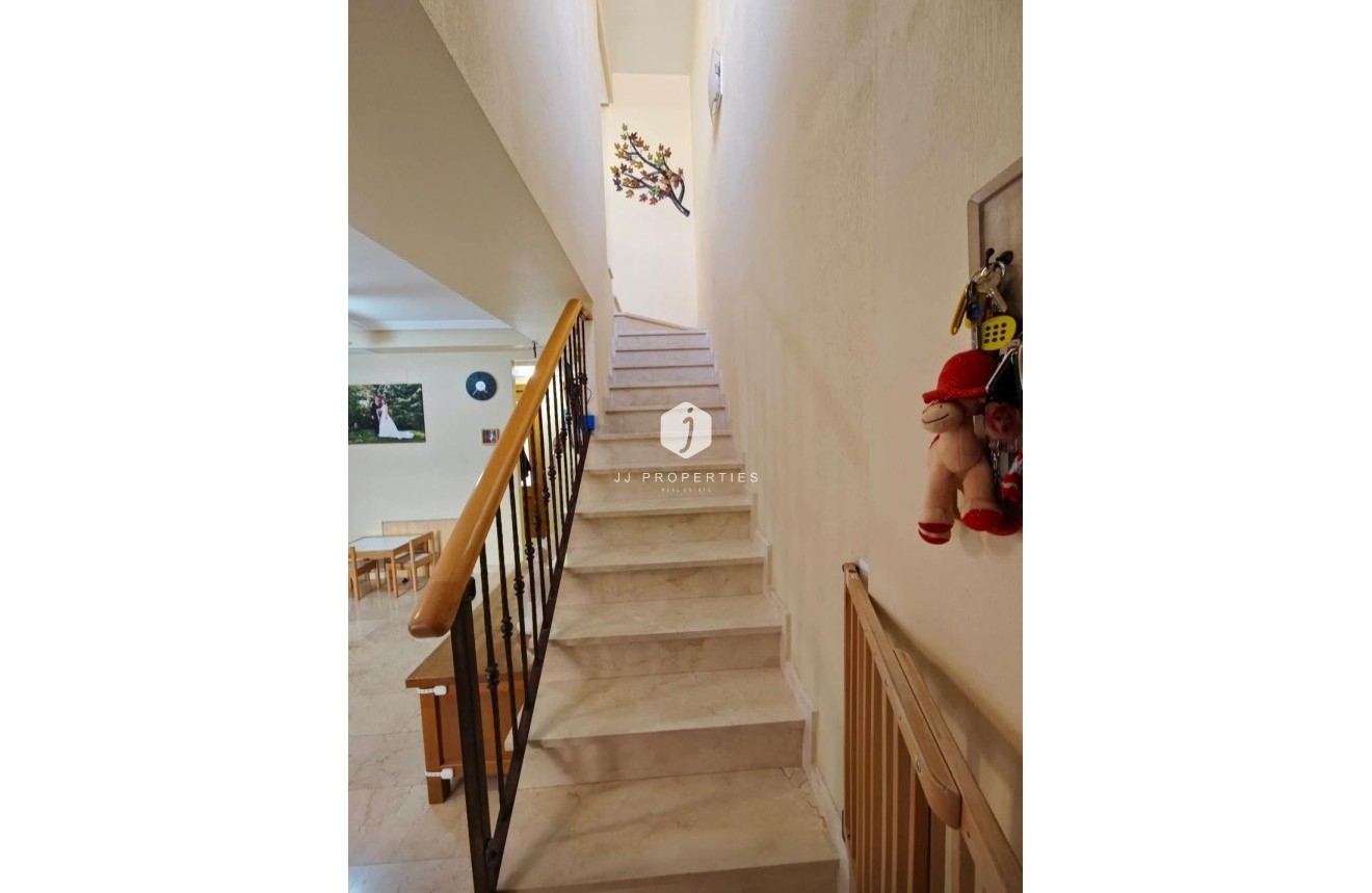 Aus zweiter Hand - Duplex -
Benferri - Comunidad Valenciana