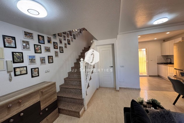 D'occasion - Chalet -
Campoamor - Costa Blanca