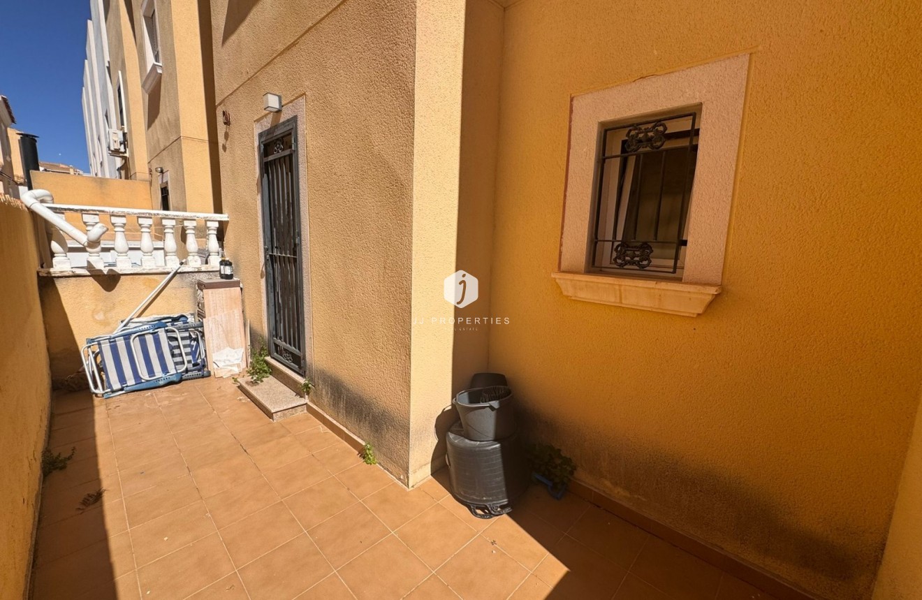 D'occasion - Chalet -
Campoamor - Costa Blanca