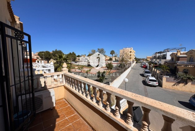 D'occasion - Chalet -
Campoamor - Costa Blanca