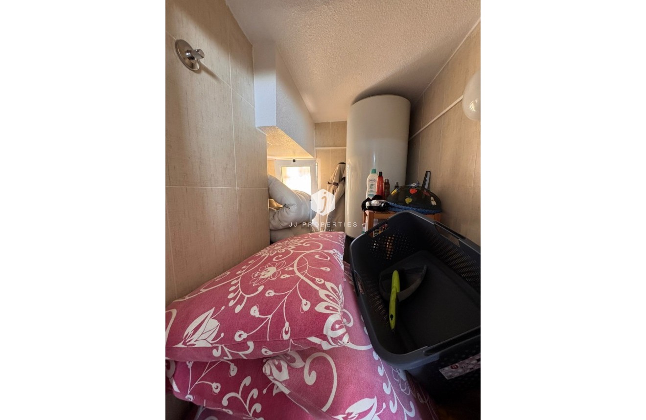 D'occasion - Chalet -
Campoamor - Costa Blanca