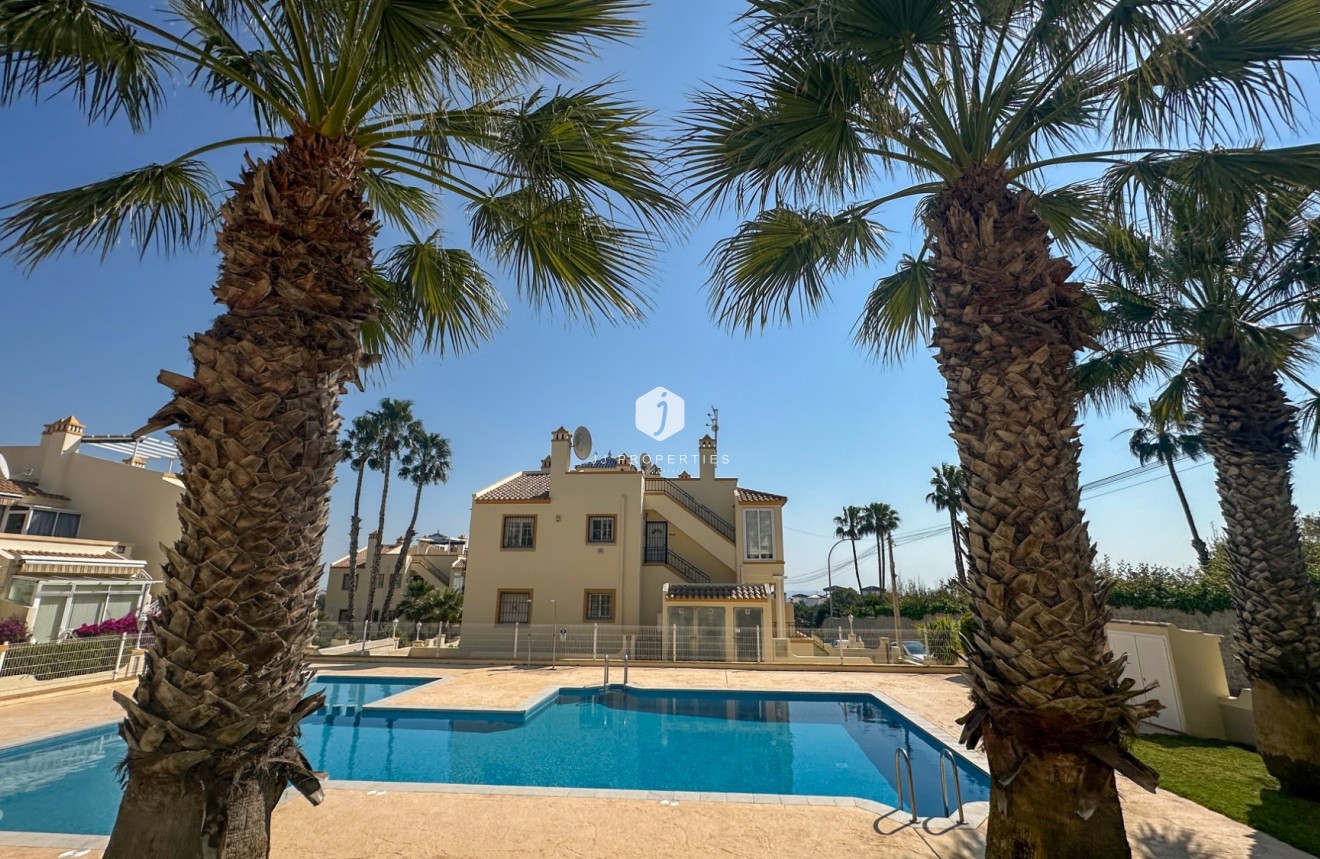 Resale - Duplex -
Orihuela Costa - Costa Blanca