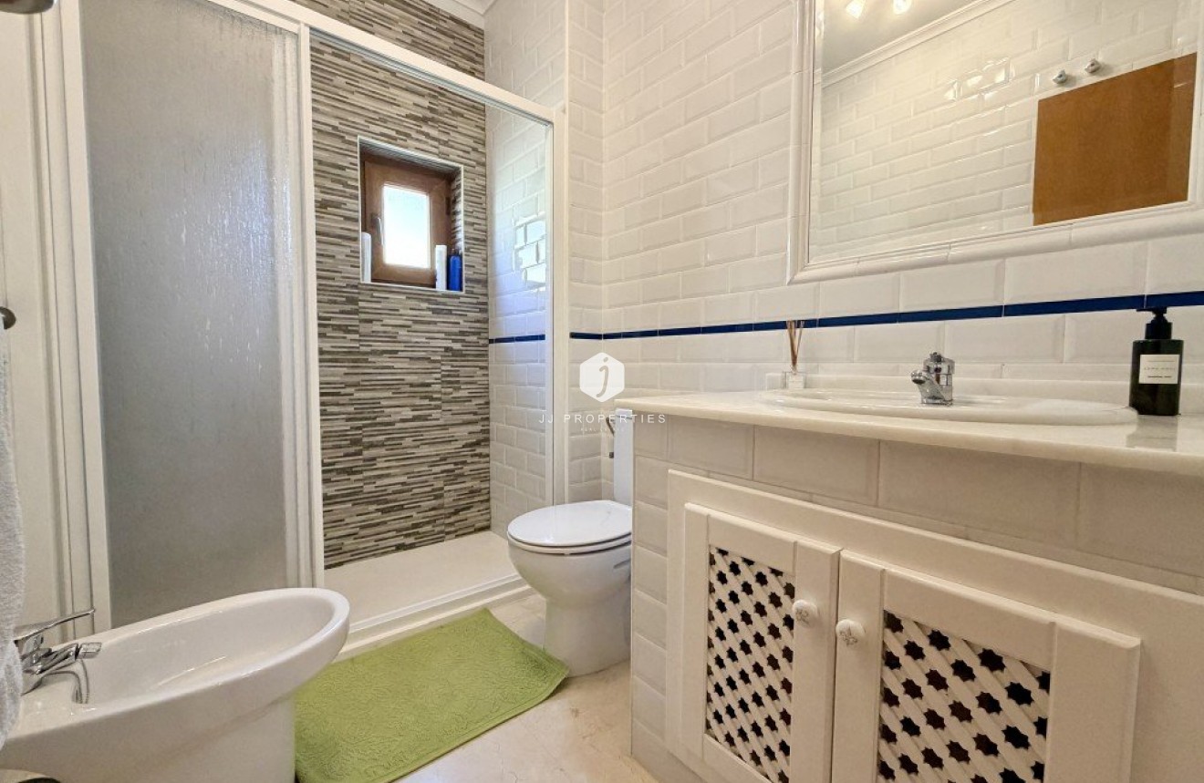 Tweedehands - Bungalow -
Algorfa - Inland