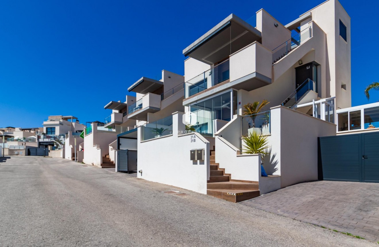 Resale - Apartment / flat -
San Miguel de Salinas - Bellavista